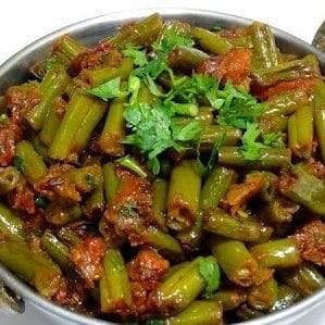 Green beans with sesame seed masala